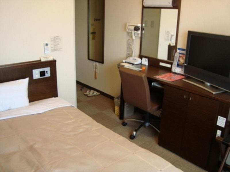 Hotel Route-Inn Gifuhashima Ekimae Экстерьер фото